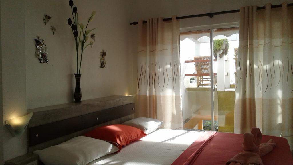 Petit Guest House Negombo Eksteriør billede